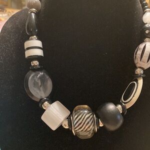 Black and white design acrylic necklace